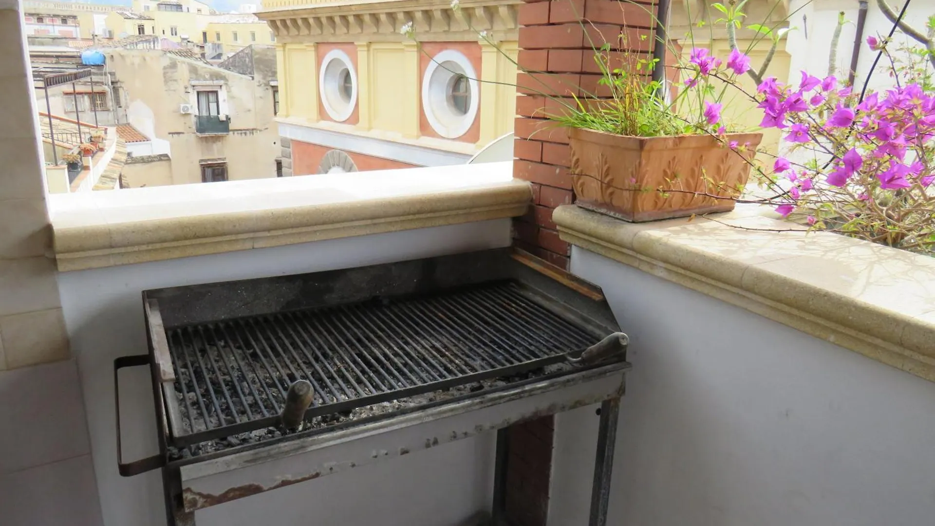 Awesome Terrace And Apartment In The City Centre 팔레르모