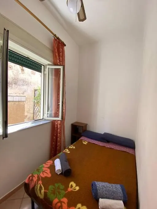 Awesome Terrace And Apartment In The City Centre Palermo Italy