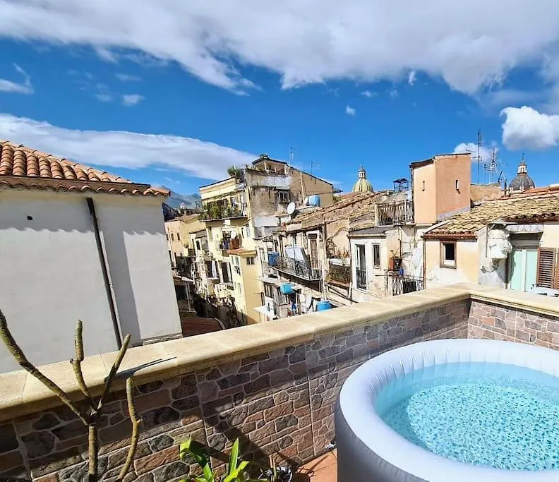 Awesome Terrace And Apartment In The City Centre Palermo