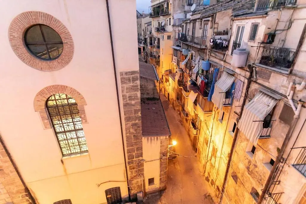 Awesome Terrace And Apartment In The City Centre Palermo 0*,  Italy