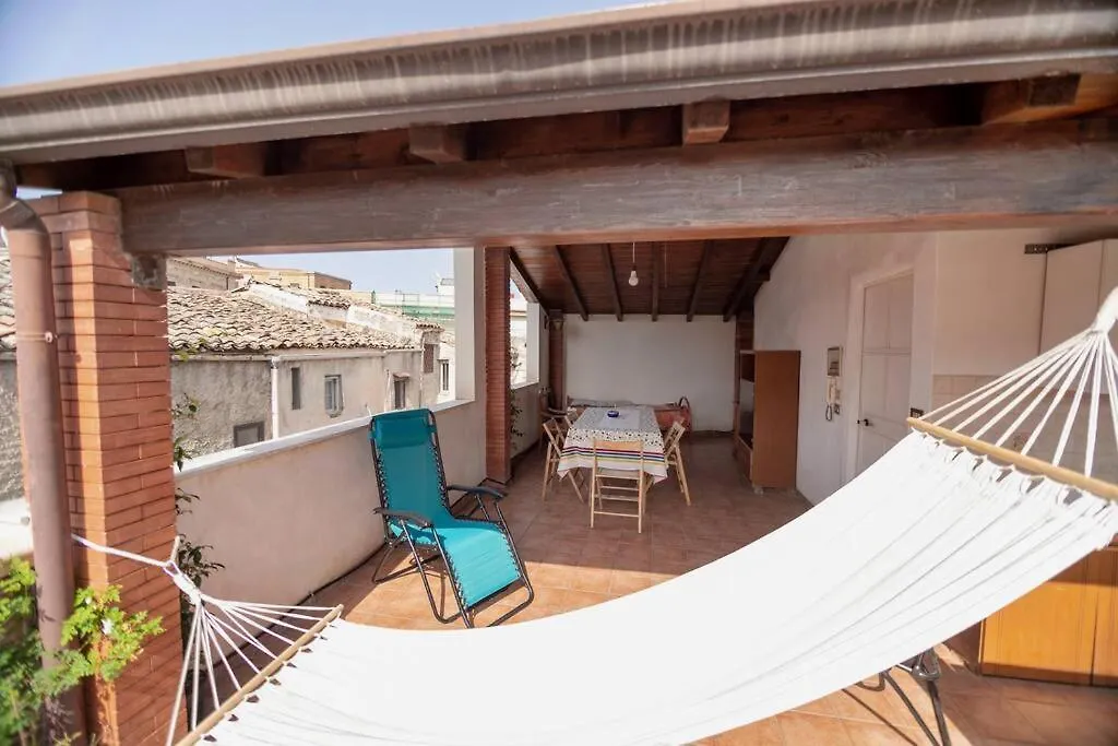 Awesome Terrace And Apartment In The City Centre Palermo Italy
