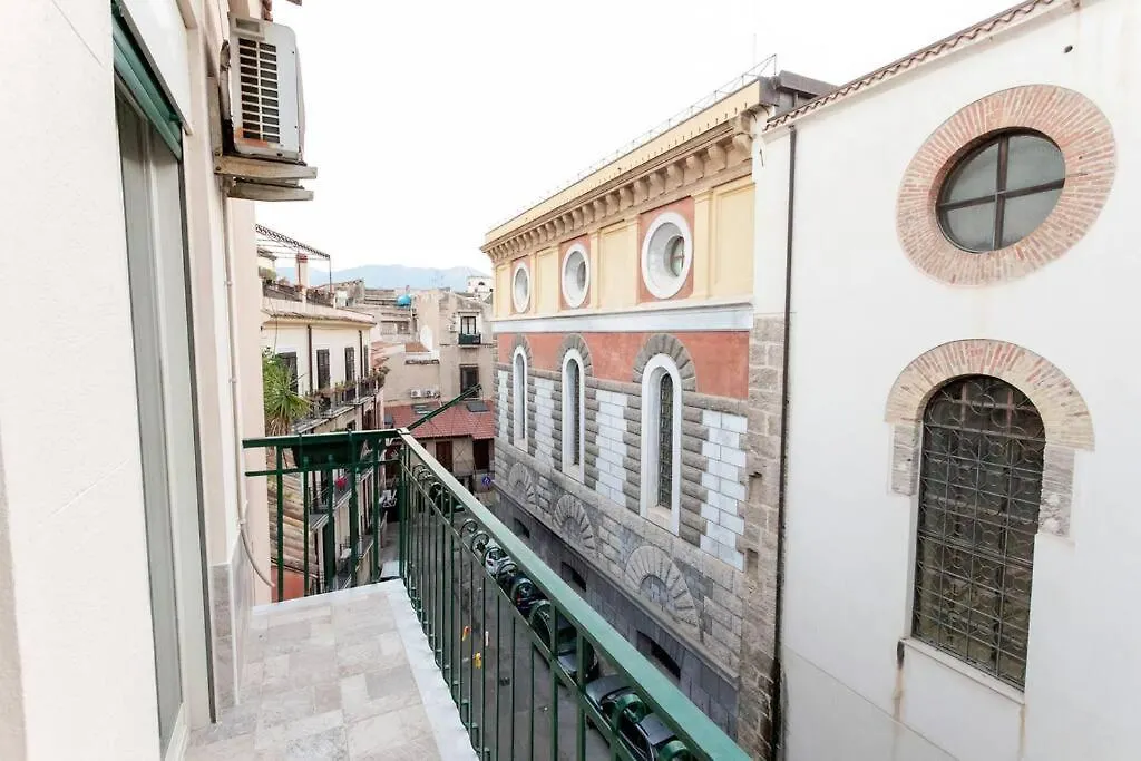 Awesome Terrace And Apartment In The City Centre Palermo