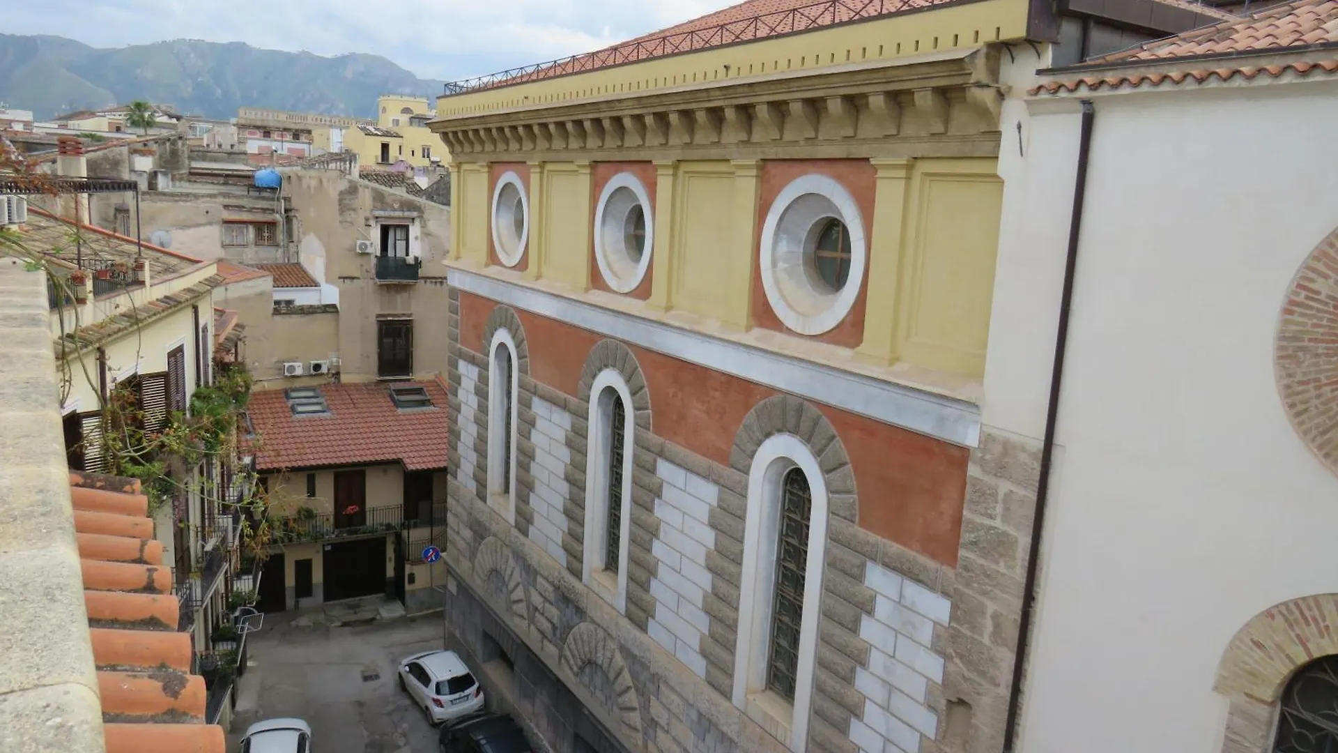 Awesome Terrace And Apartment In The City Centre Palermo